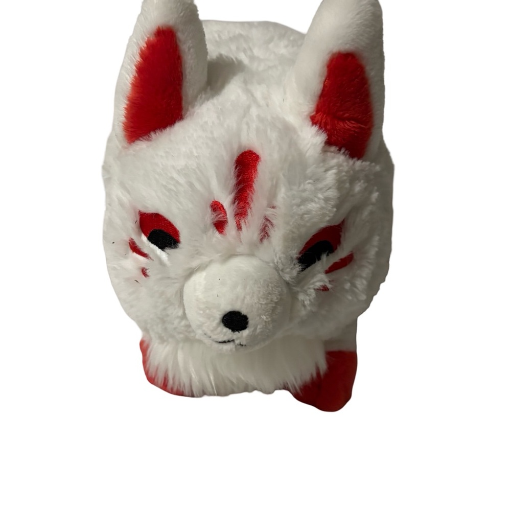 Rare !! Baby Kitsune, a character from the Squishable